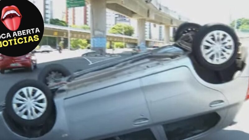 Carro capota na Bonocô após roubo; bandidos fugiram do local