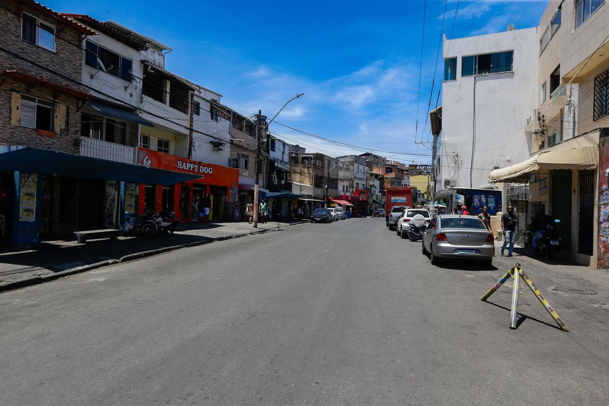 Nordeste de Amaralina e Vale das Pedrinhas amanhecem sem ônibus após confrontos